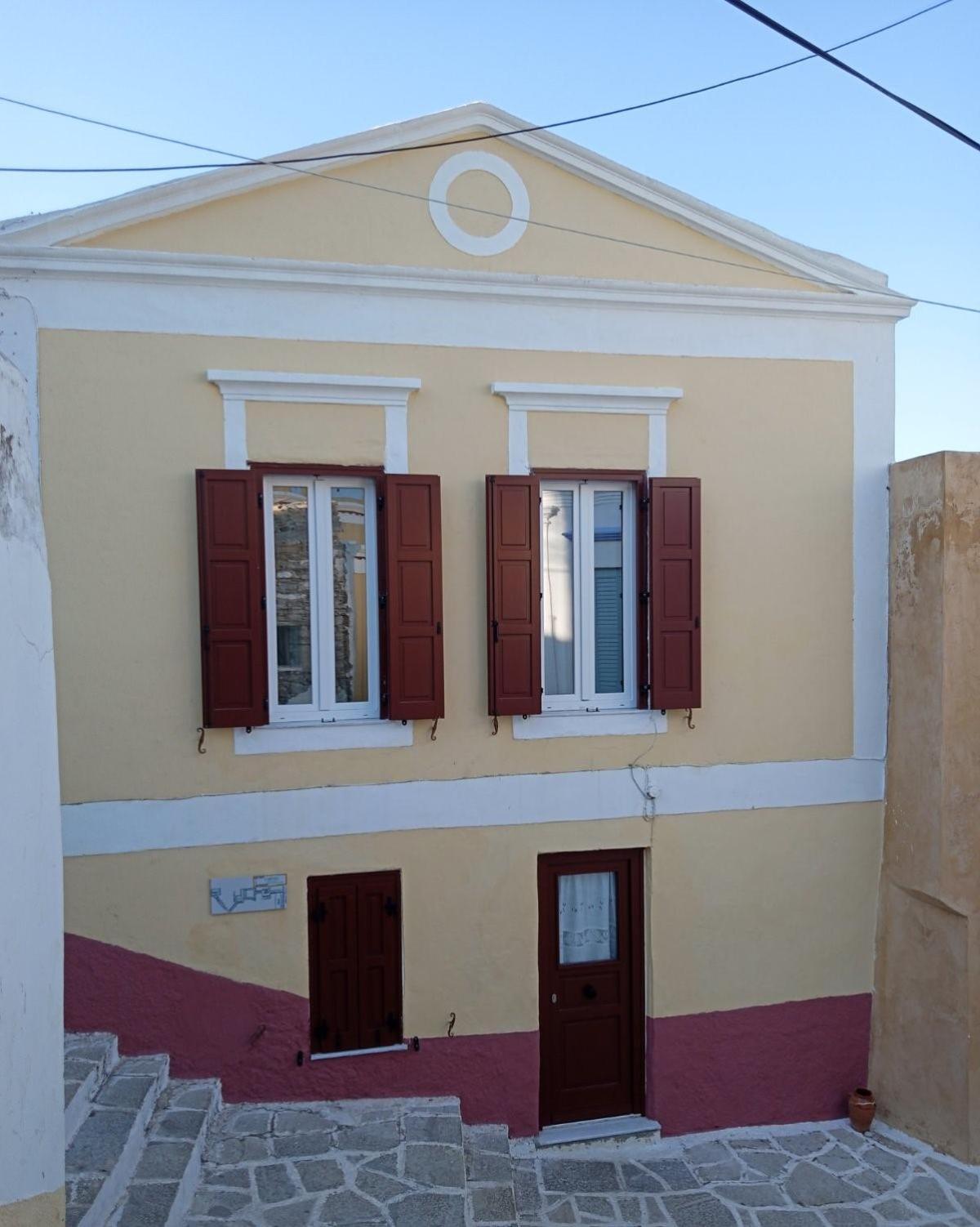 Marthas Traditional House Сими Екстериор снимка
